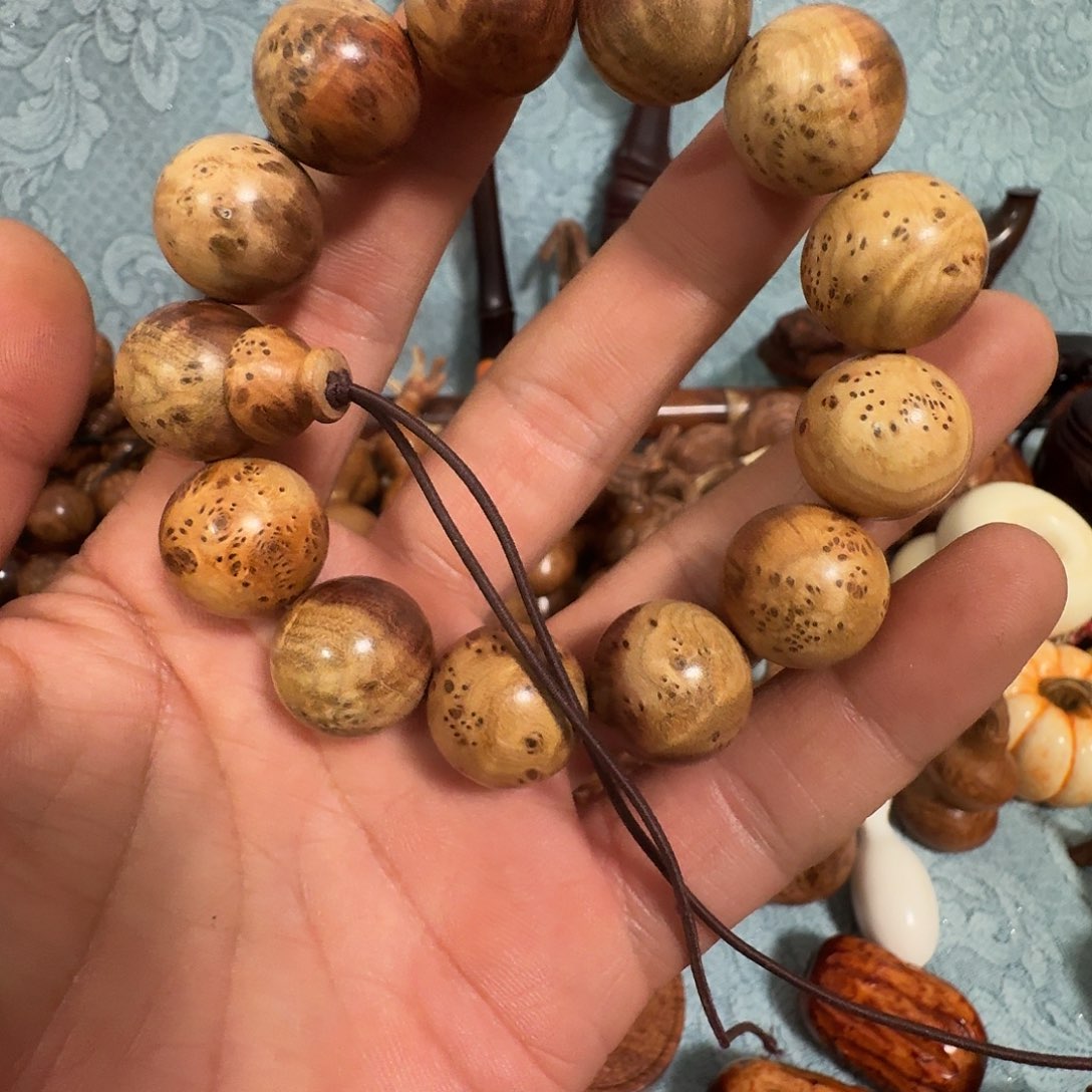 梦***港木麻梨疙瘩白皮手串