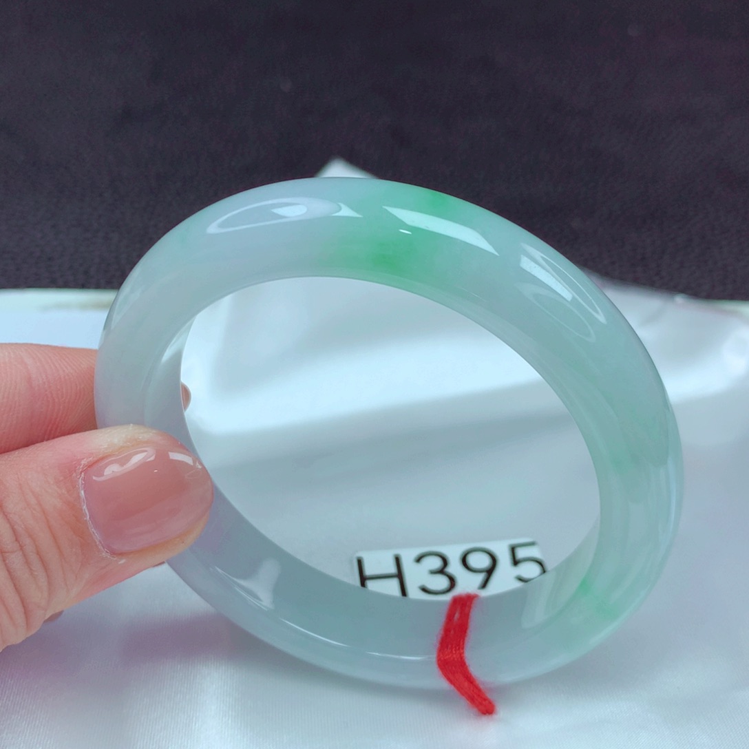 翡翠手镯未镶嵌手镯88