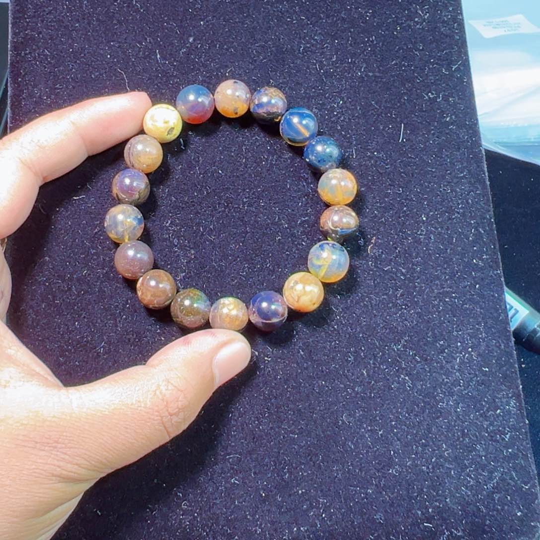 琥珀裸石未镶嵌琥珀