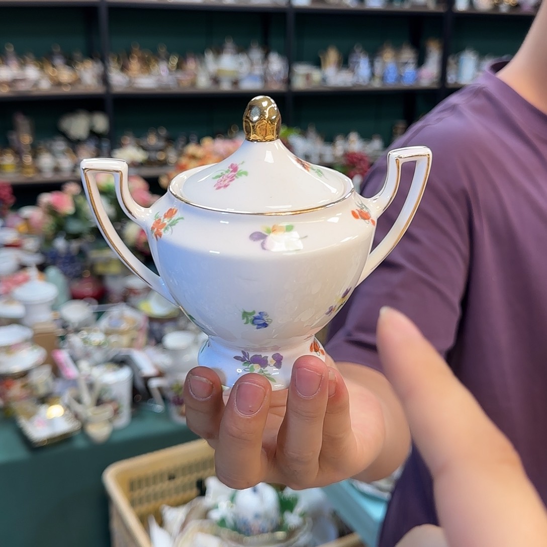 外贸冠衡陶瓷有限公司