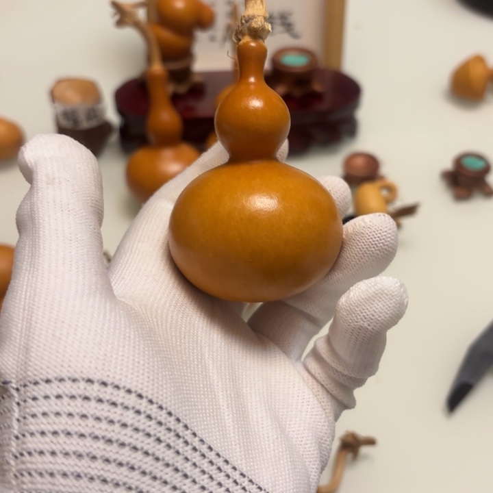 赵***江天然手捻老皮葫芦