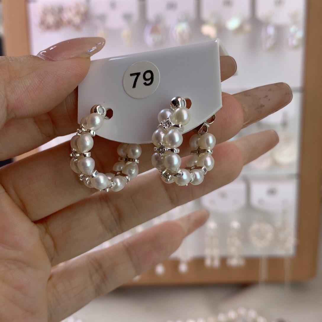 未镶嵌耳饰淡水珍珠