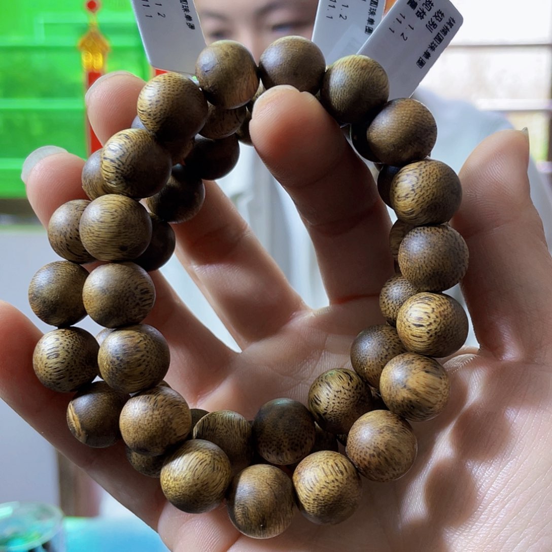 沉香手串海南老白棋圆珠单圈1.2/11克多样性发一