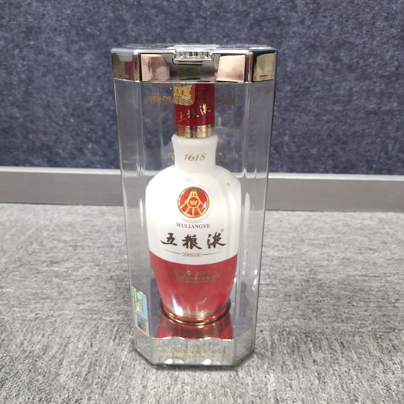 2017年1618五粮液52度500ml-M25AX00C839