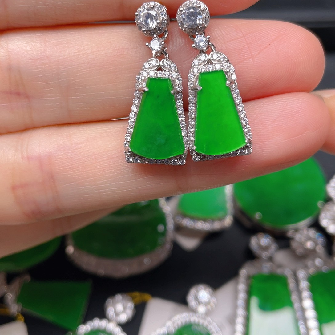 银S925镶嵌翡翠耳饰耳环