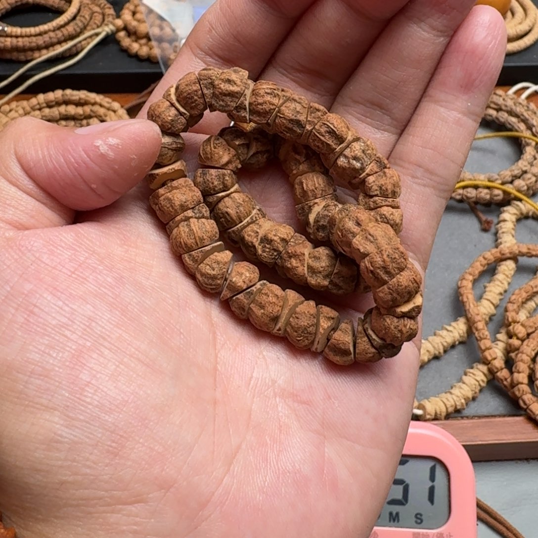 手串柏香籽/百香籽L****?92