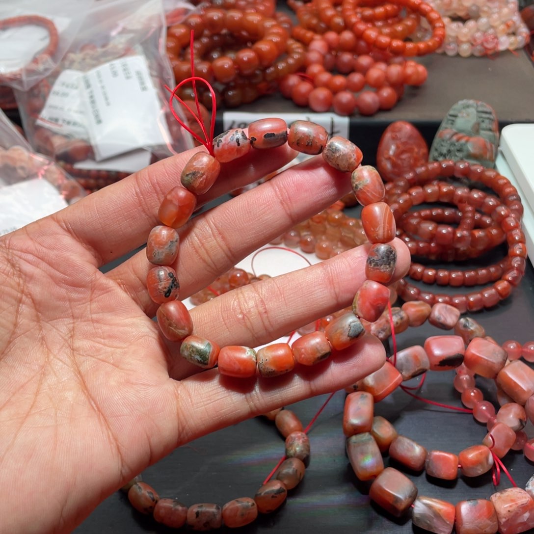南红玛瑙手链未镶嵌