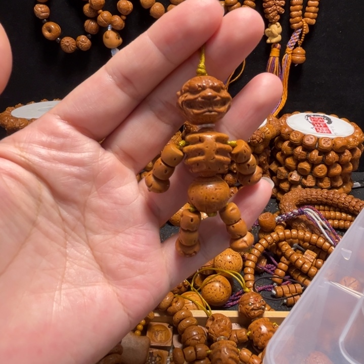 ？***吊坠桃核恶僧小挂件