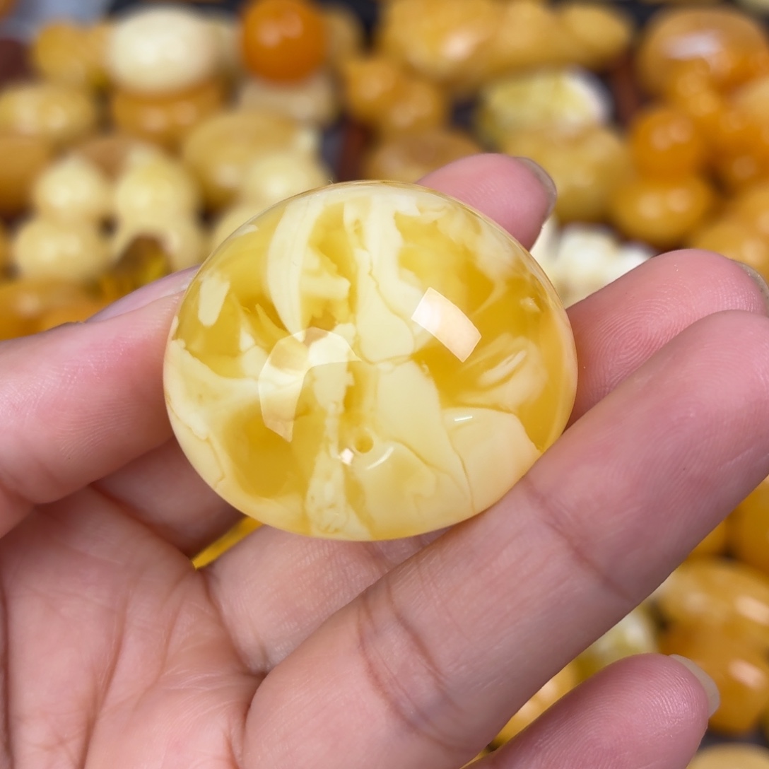 蜜蜡未镶嵌吊坠(不含链)金白妖花公主扣