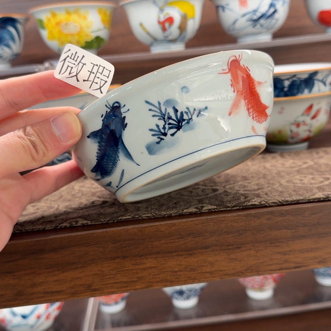 釉下手绘茶具微瑕