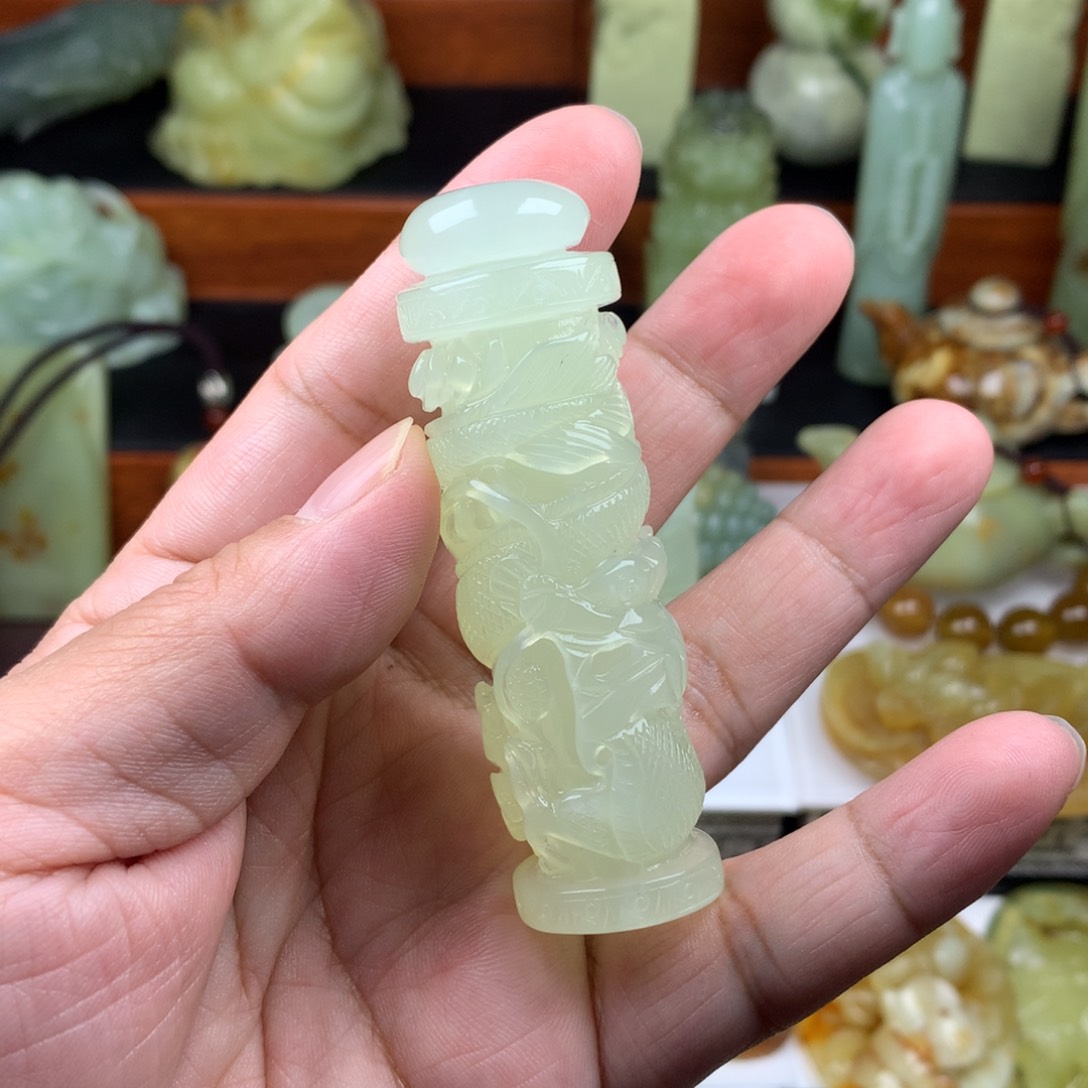 岫玉手把件未镶嵌h****a