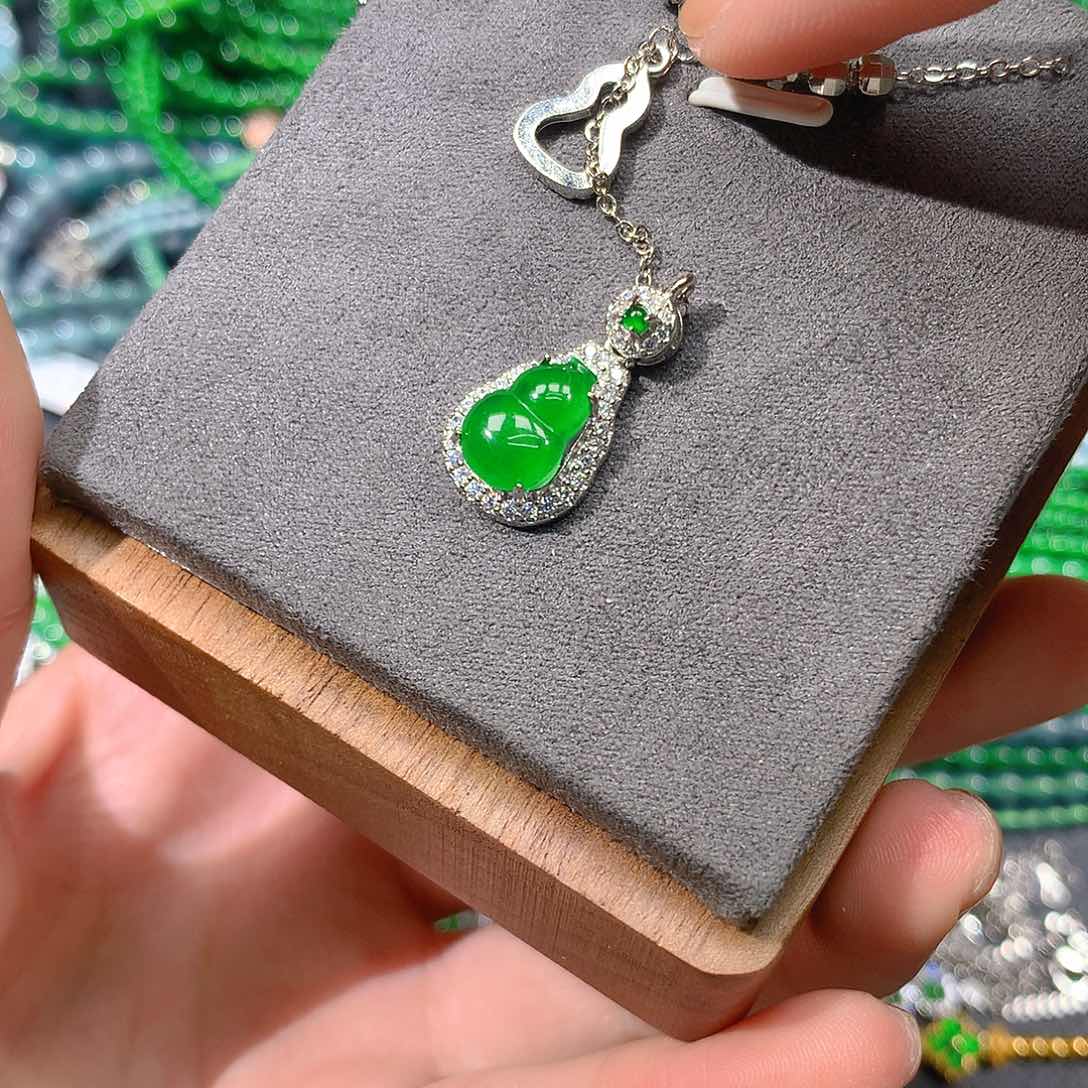 翡翠戒指未镶嵌天然翡翠