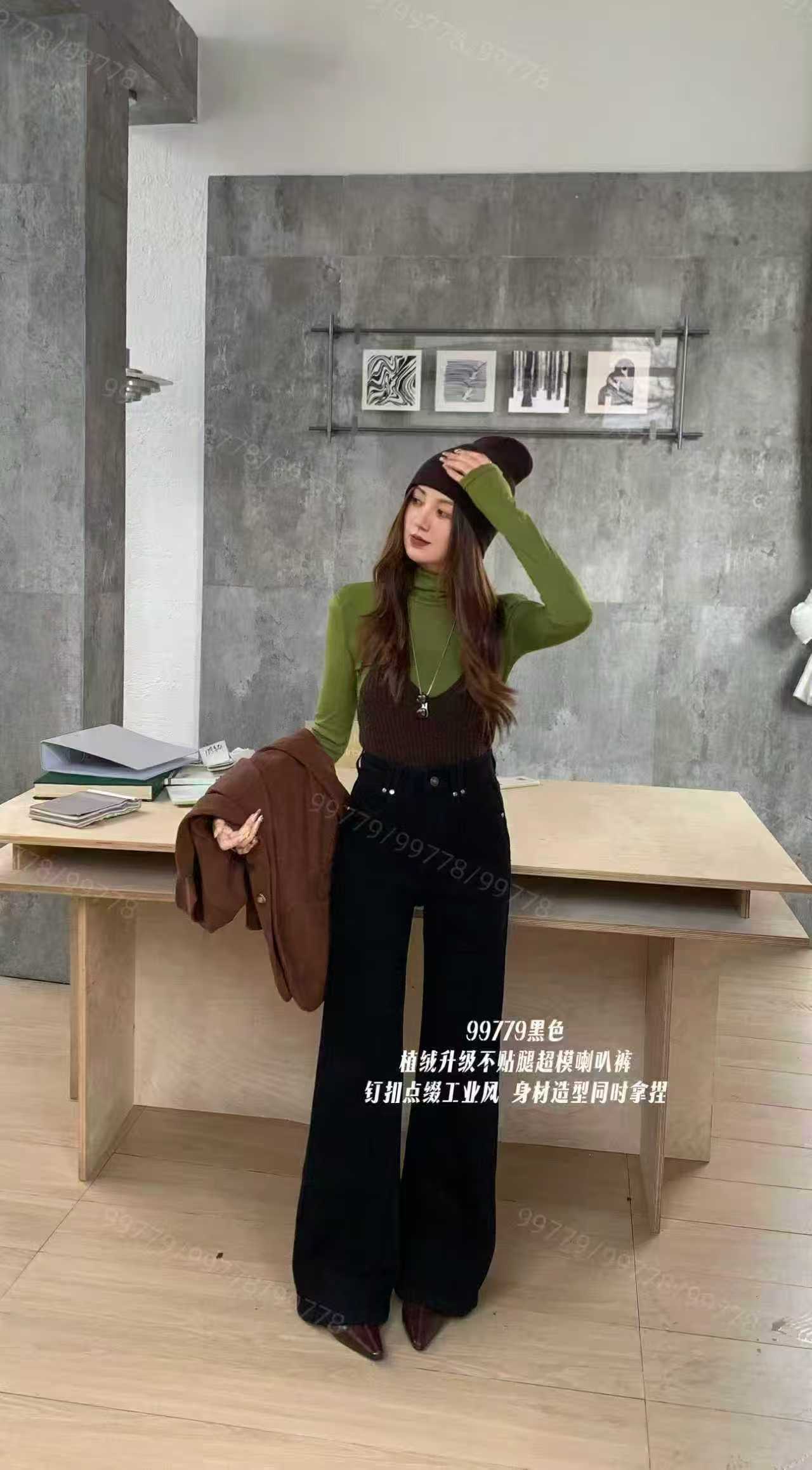 99779-3512 加绒加厚钉扣点缀喇叭牛仔裤