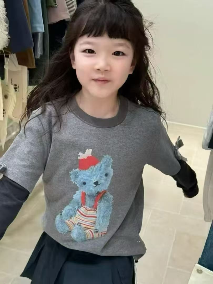 秋款假两件卡通长袖圆领小熊女孩磨绒T恤