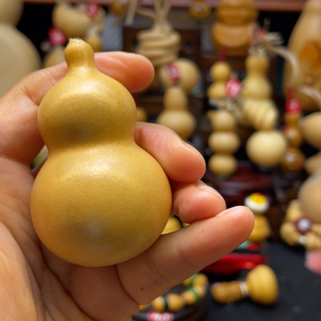 恭**财葫芦等多种颜色可选哦宝宝的衣服好