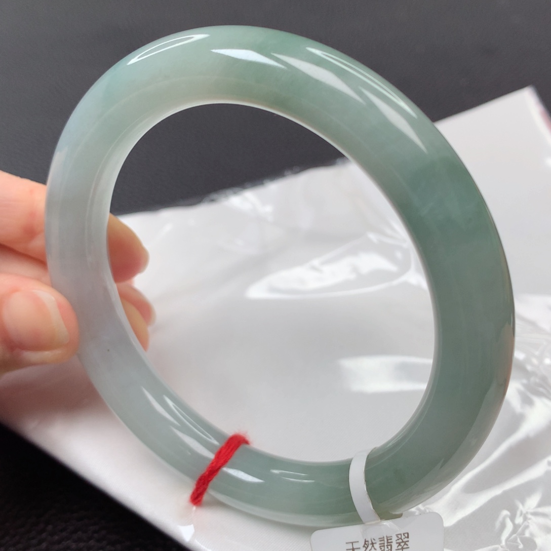 【闪购商品】翡翠手镯未镶嵌63圈口