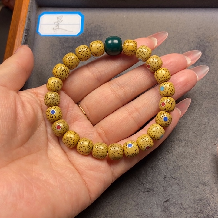 星月菩提吊坠菩提