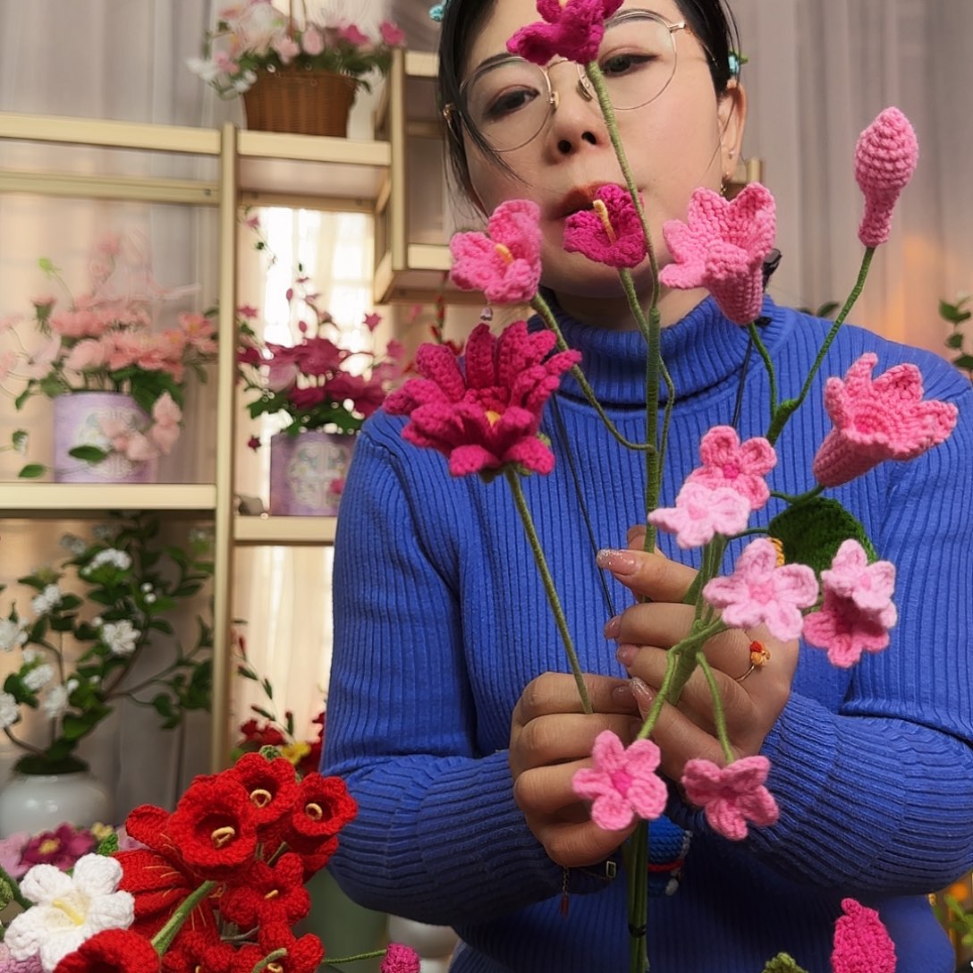 手工钩织设计花束