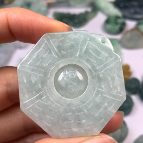 定制翡翠翡翠未镶嵌五**。