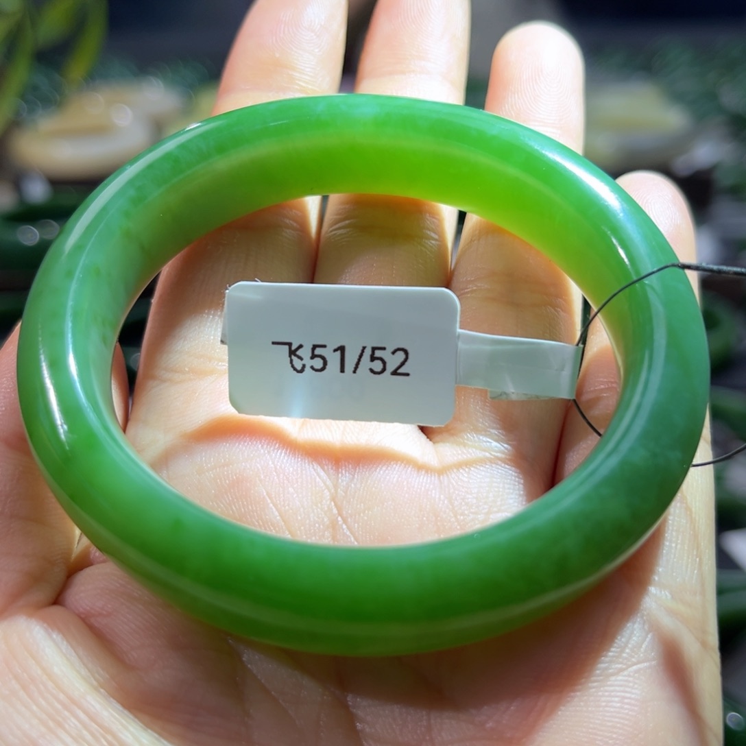 和田玉（碧玉）手镯未镶嵌