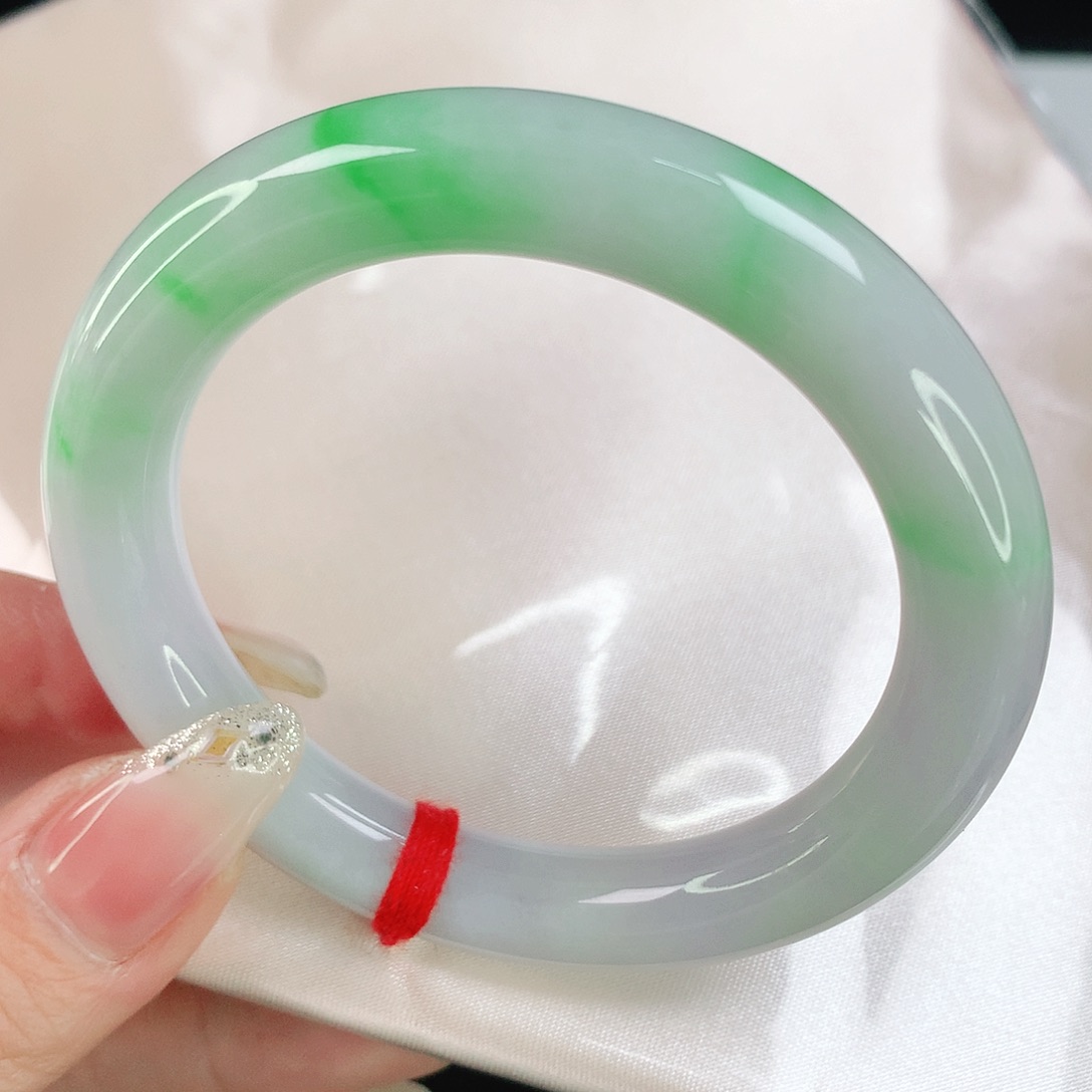 翡翠手镯未镶嵌5120翡翠