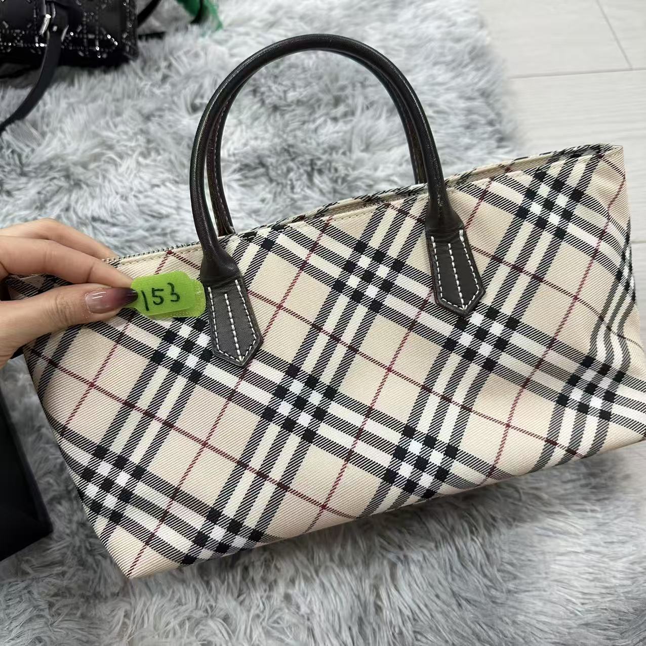 95新 BURBERRY/博柏利 -1  135  xrk  /二奢包包