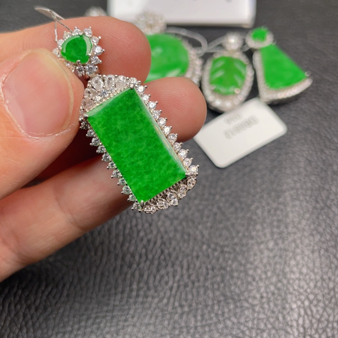 翡翠吊坠(不含链)银S925镶嵌吊坠