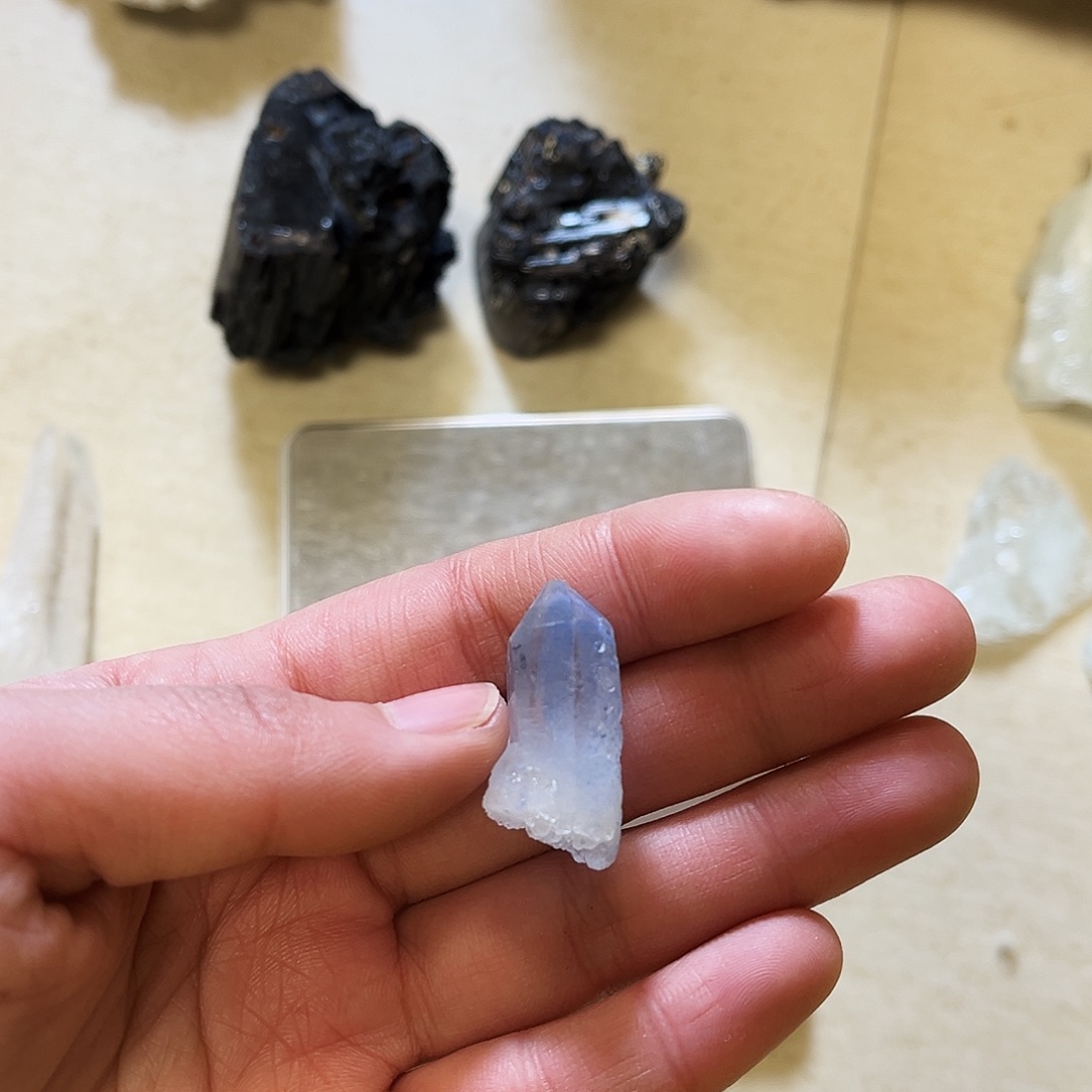 C***事水晶未镶嵌珠宝半成品