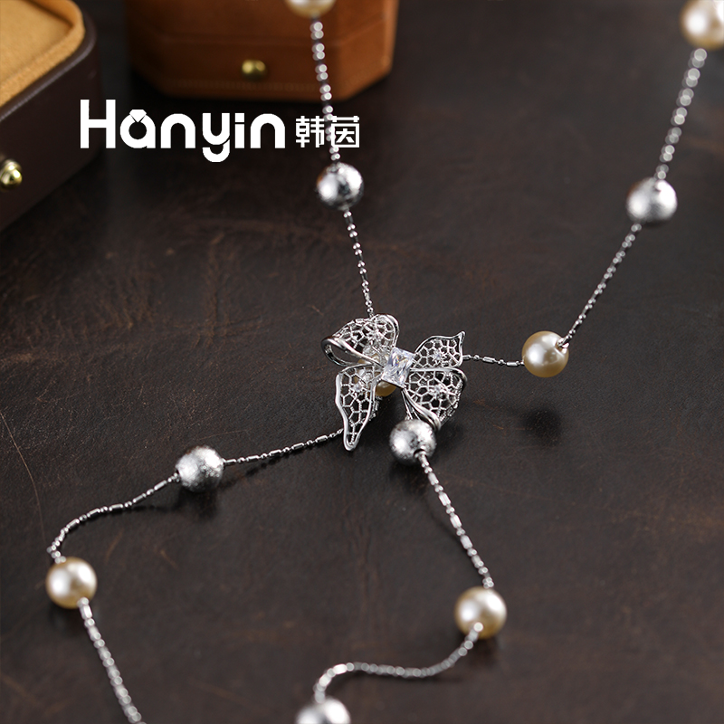 铜合金仿珍珠项链 86cm一款多戴8mm摩卡慕斯肌理珠珠镂空蝴蝶项链