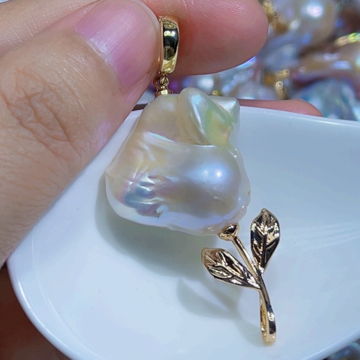 颈饰未镶嵌淡水珍珠