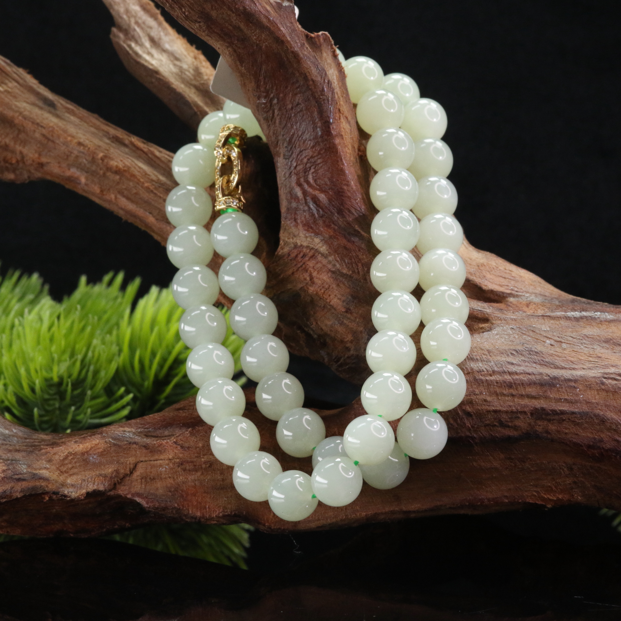 8和田玉晴水项链/300202北京中保拍卖