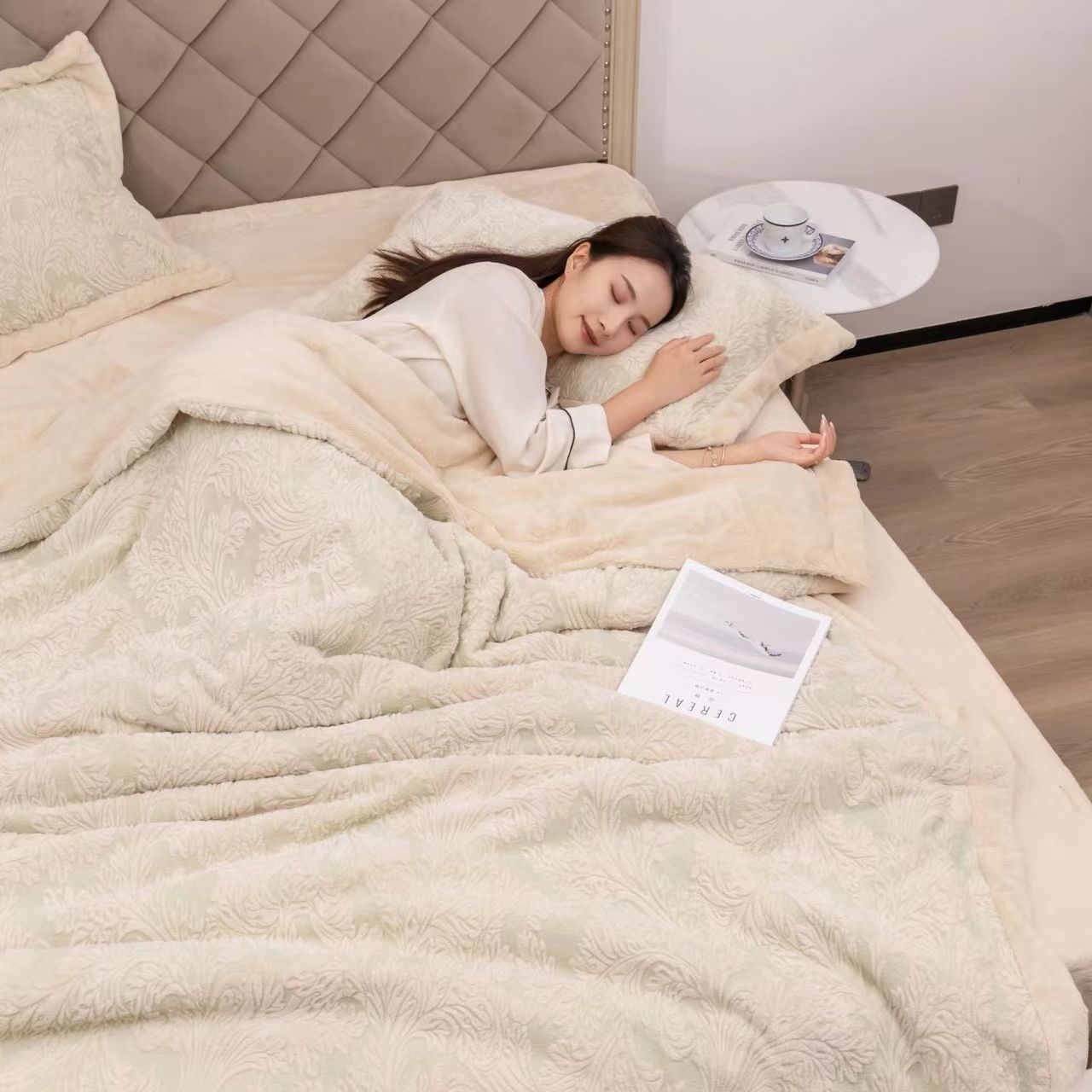 雅赞实体店【宝宝绒四件套】 柔软舒适（ 宝宝绒 轻奢 加厚）