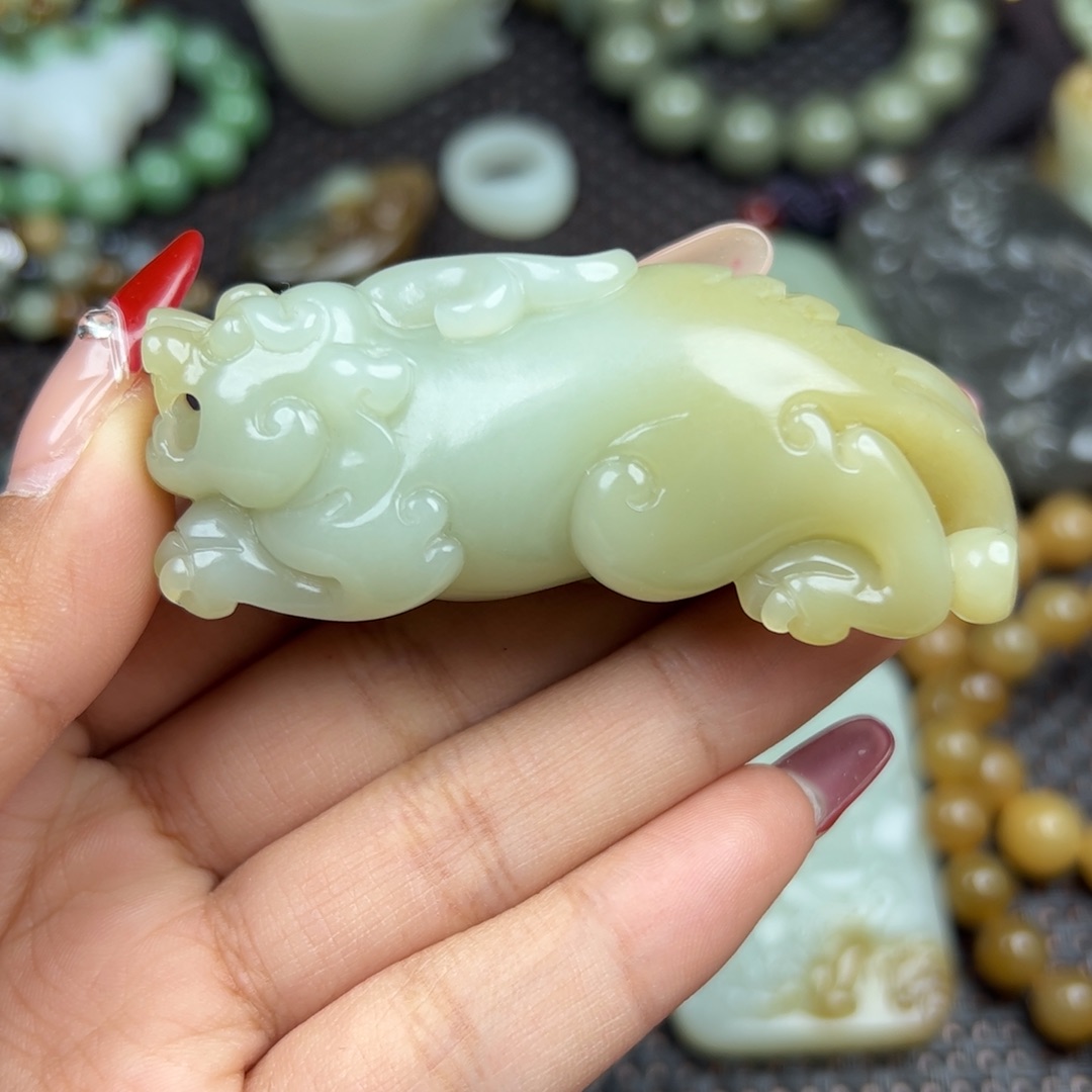 和田玉吊坠未镶嵌