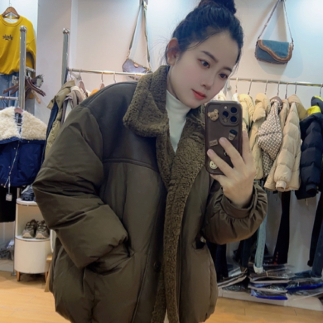 咖色羊羔毛拼接立领短款90白鸭绒女冬季加厚保暖面包服