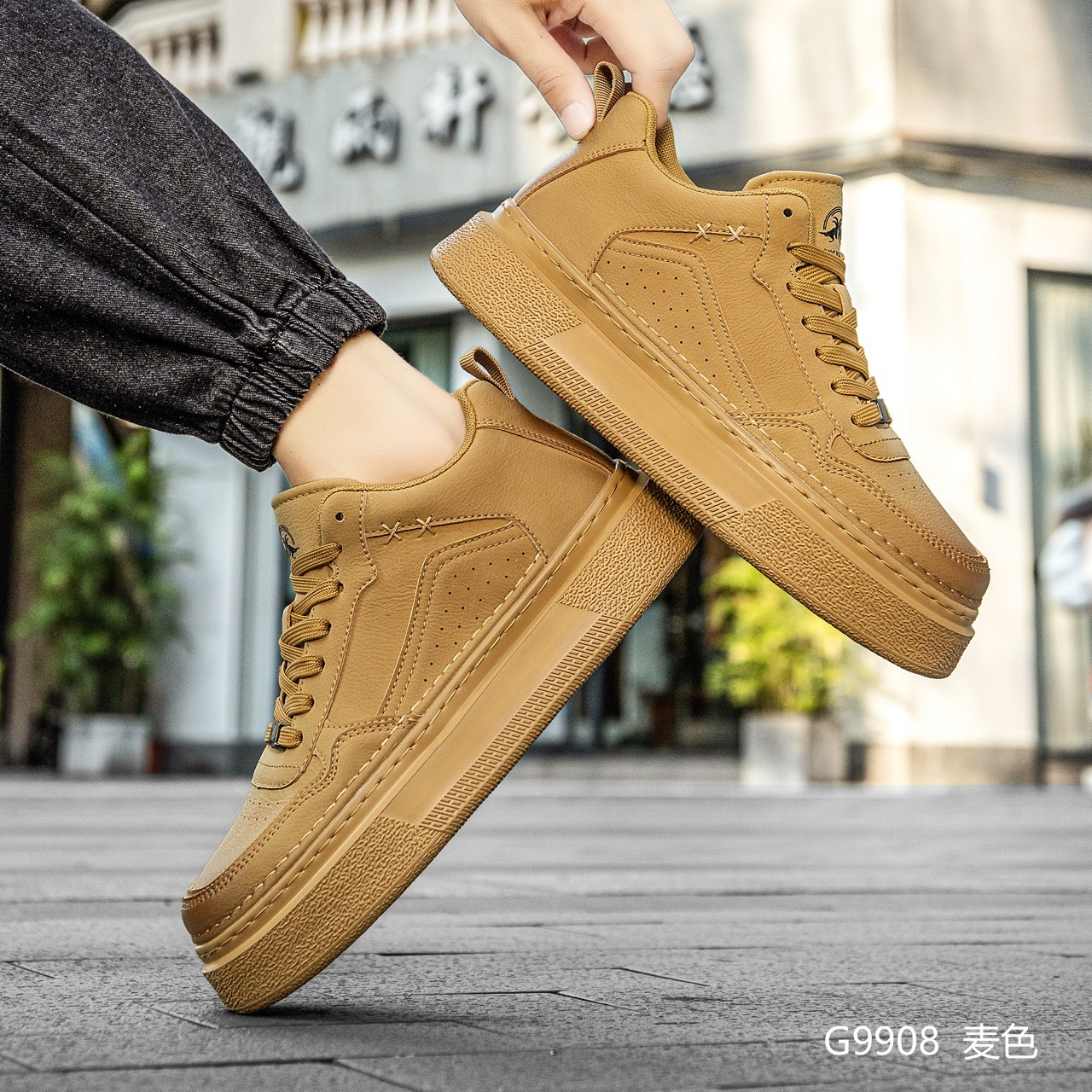 板鞋男士运动百搭春季韩版潮流高帮秋季时尚透气防水防滑