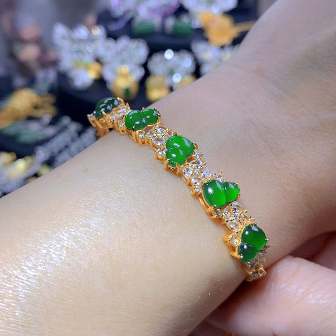 翡翠耳钉银S925镶嵌天然翡翠