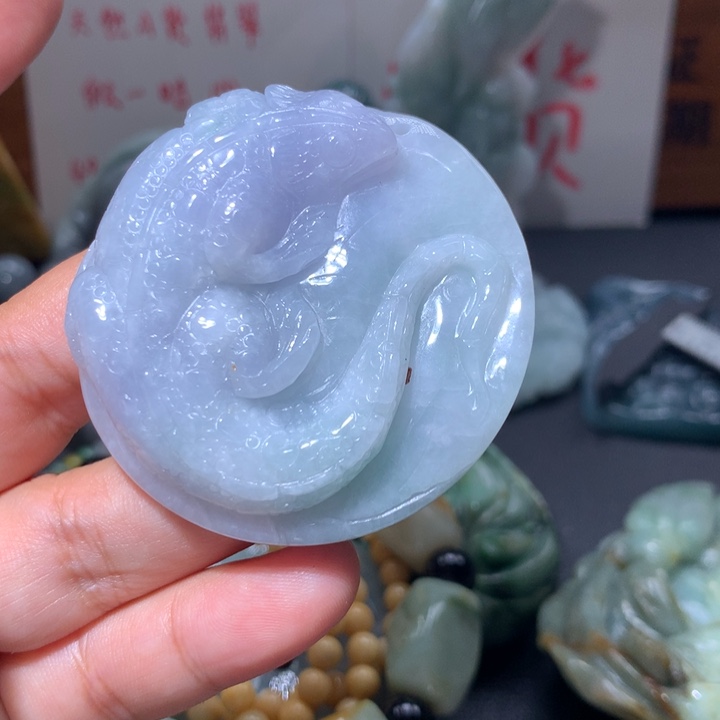 翡翠未镶嵌颈饰保真天然A货翡翠