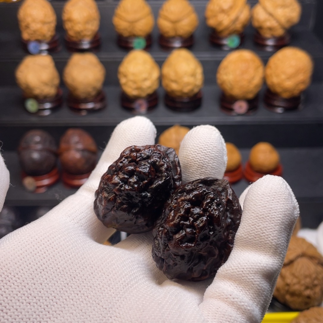 吊坠文玩核桃A6舍利地闷