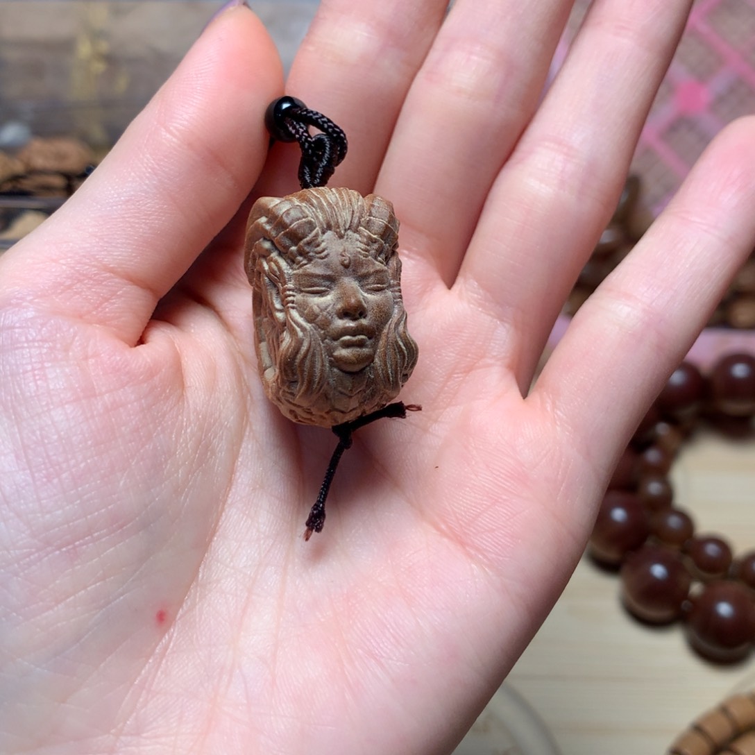 檀香木其他清**岗迈索尔老山檀龙女