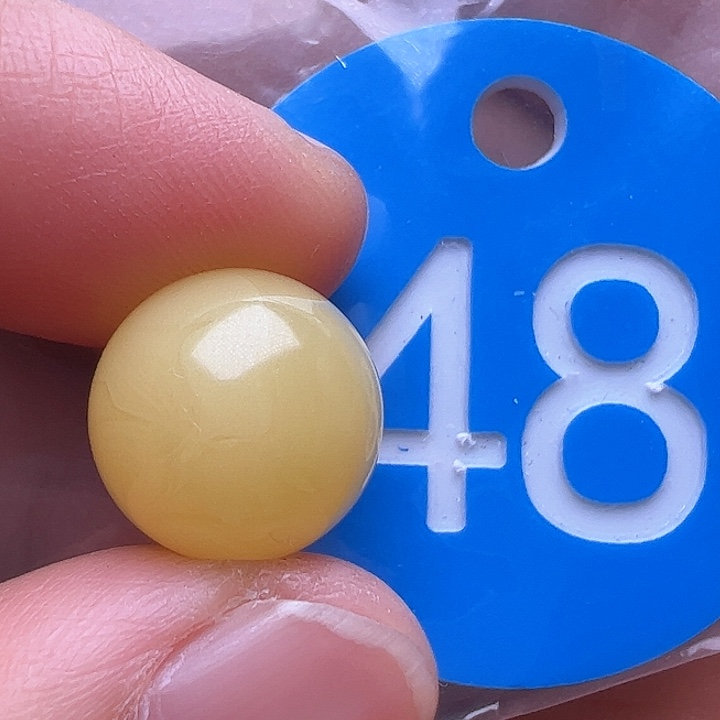 蜜蜡裸石未镶嵌12.4m m