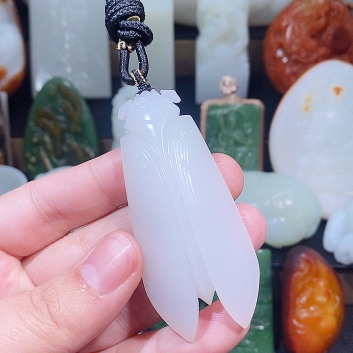 颈饰未镶嵌和田玉