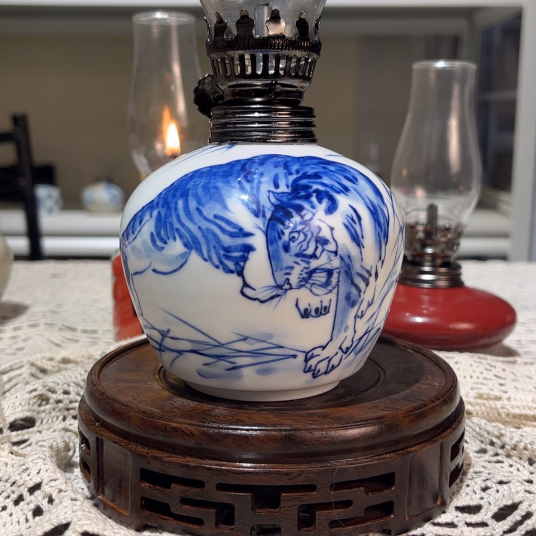 摆件景德镇陶瓷香薰灯