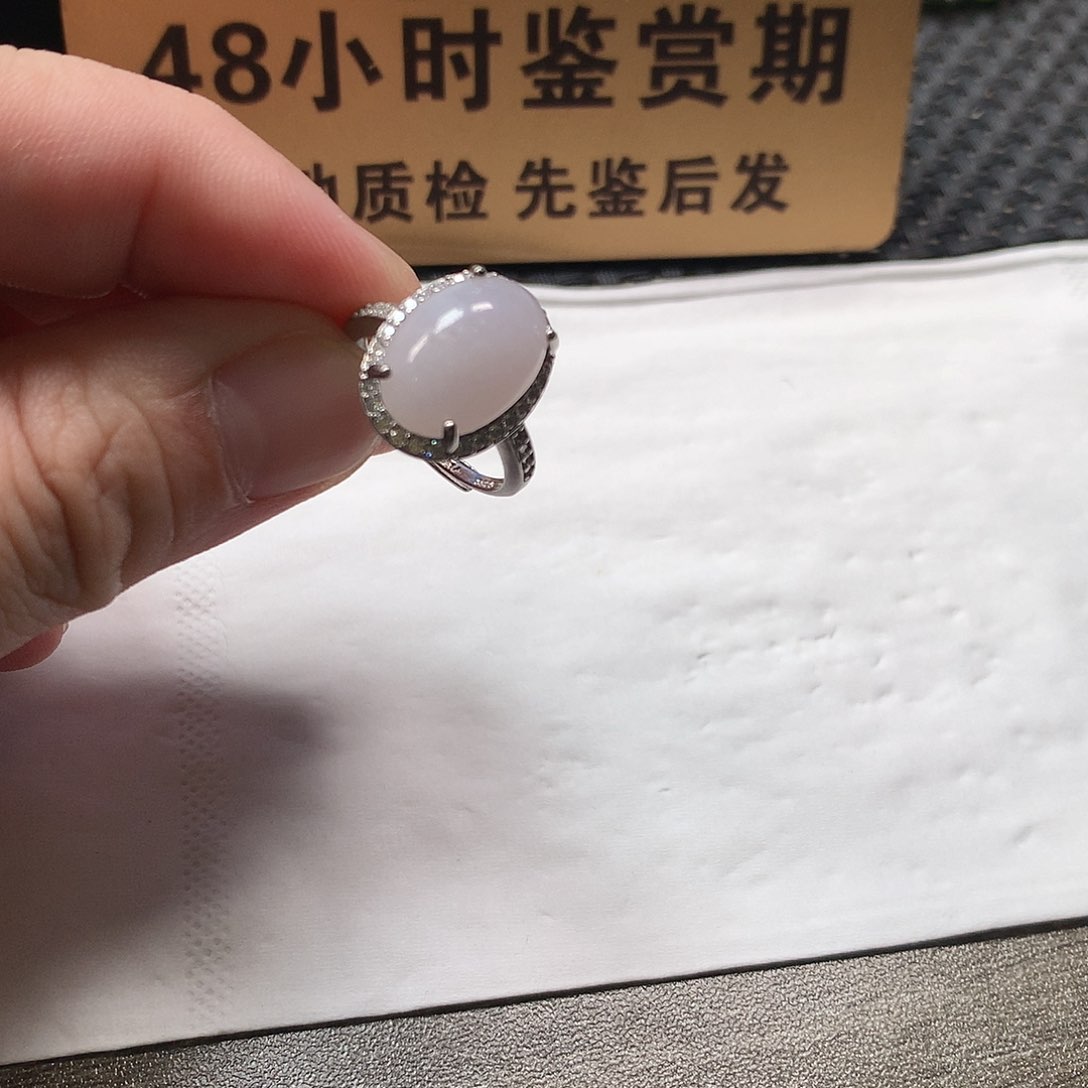 颈饰银S925镶嵌翡翠大蛋