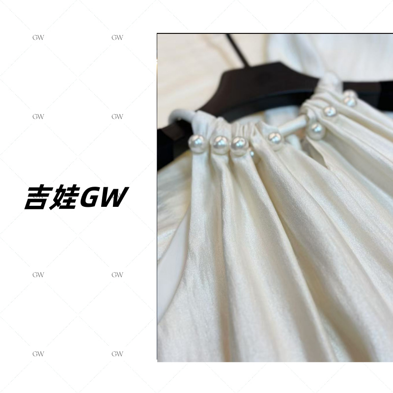 GW新款高级法式挂脖气质吊带连衣裙688209