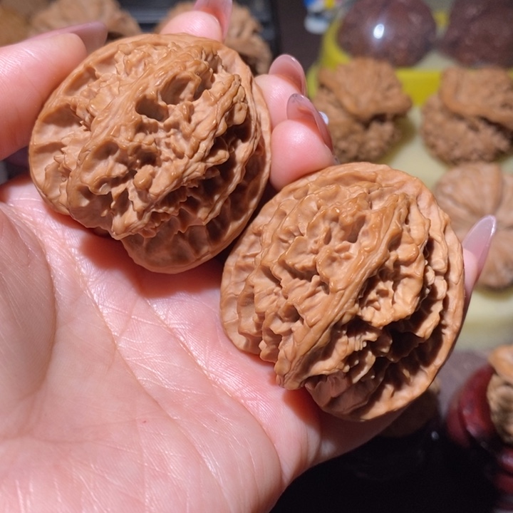 时***倾文玩核桃吊坠苹果园43.5