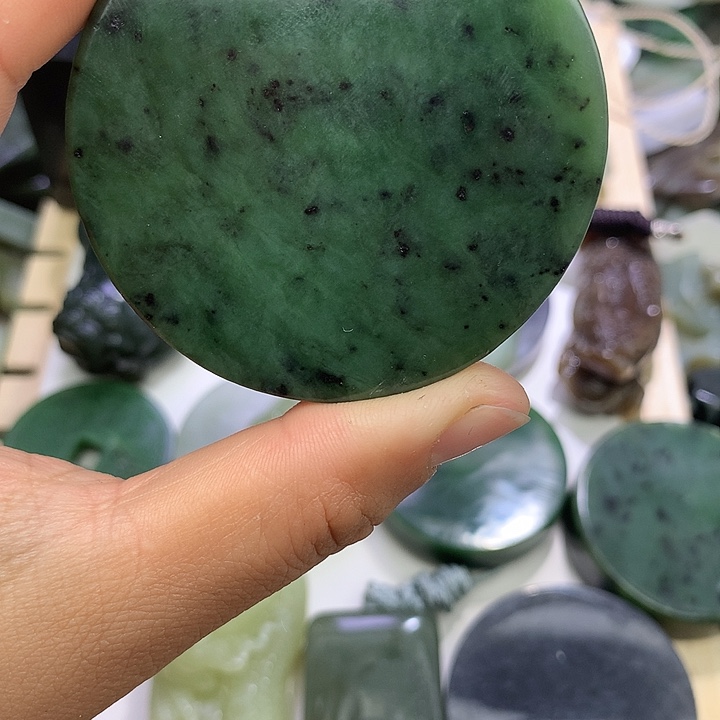 和田玉（糖玉）未镶嵌珠宝半成品