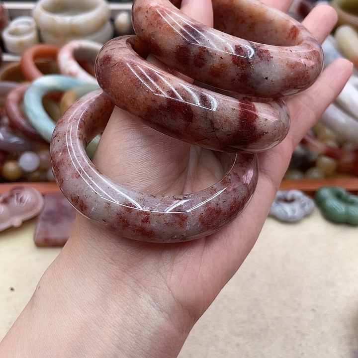 石英质玉圈口齐全未镶嵌