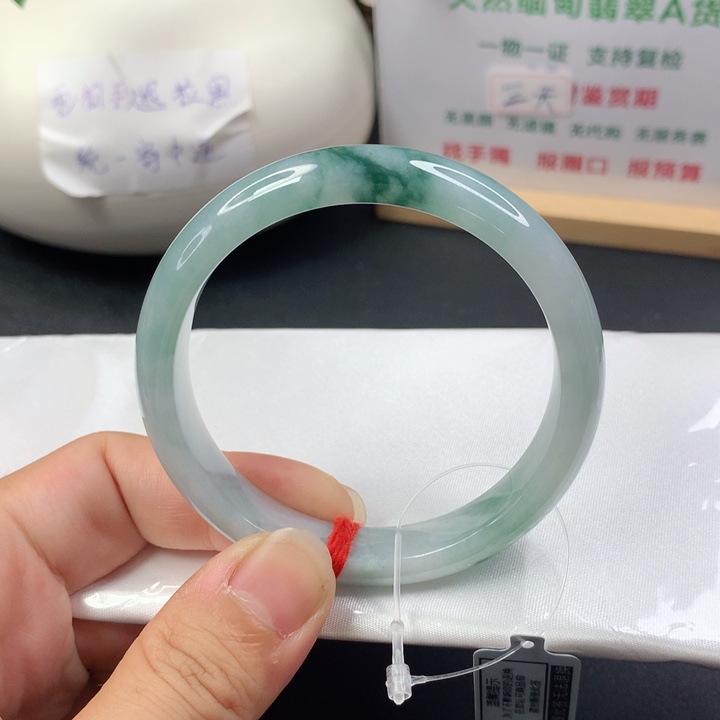 未镶嵌手镯翡翠5556