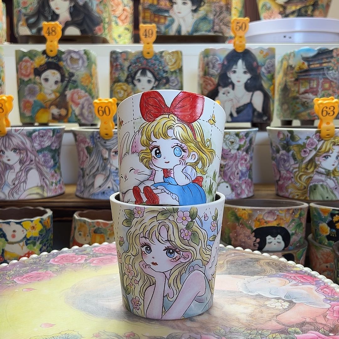 V***薄雾的精工萌娃盆