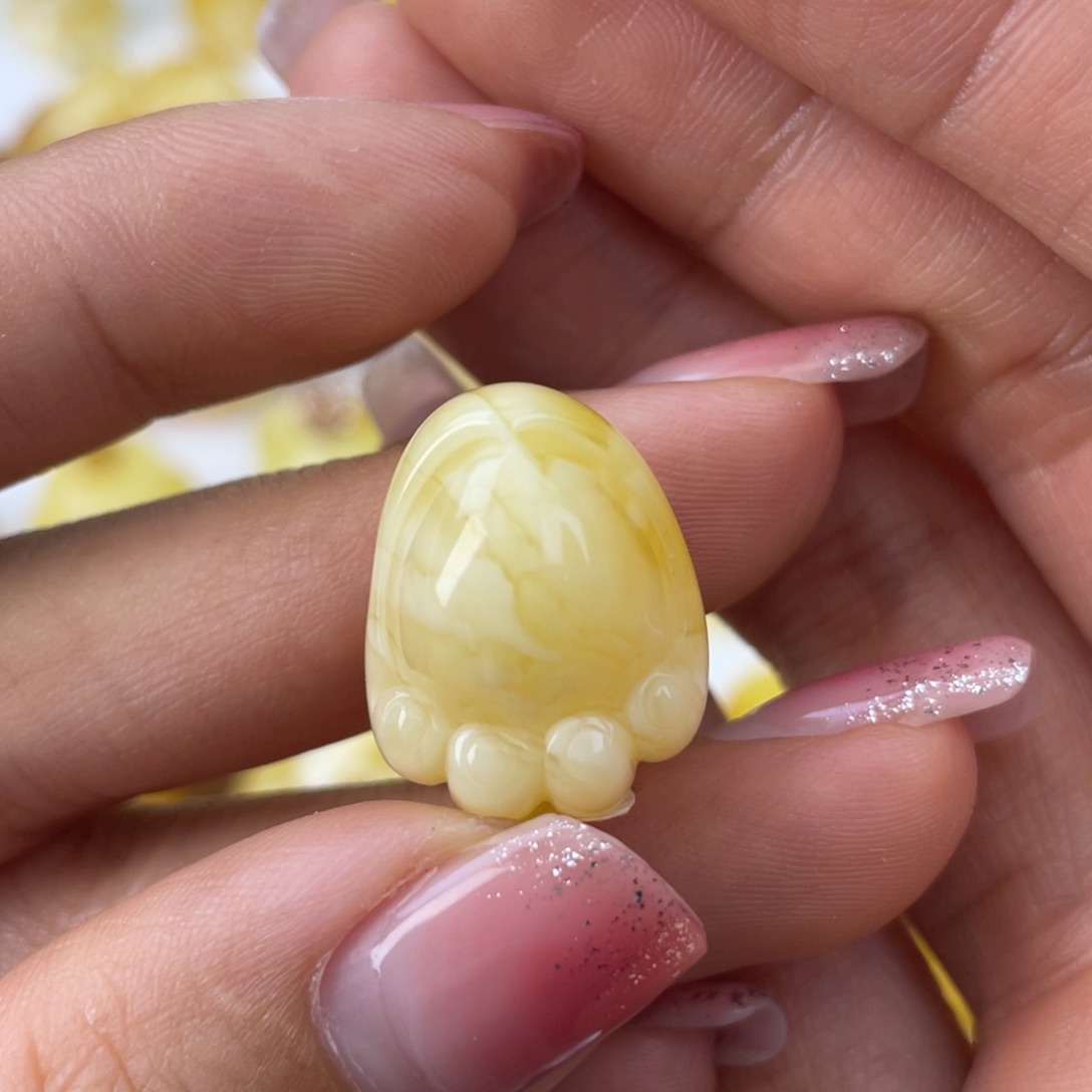 琥珀裸石未镶嵌蜜蜡